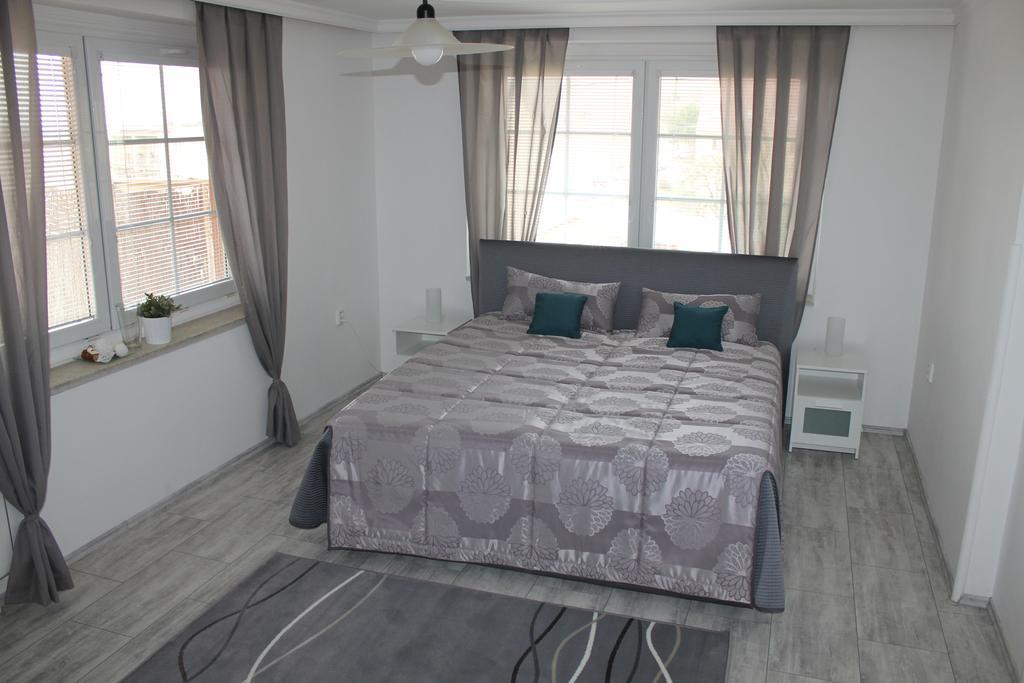 Apartman Lipa Mikulov Bilik gambar