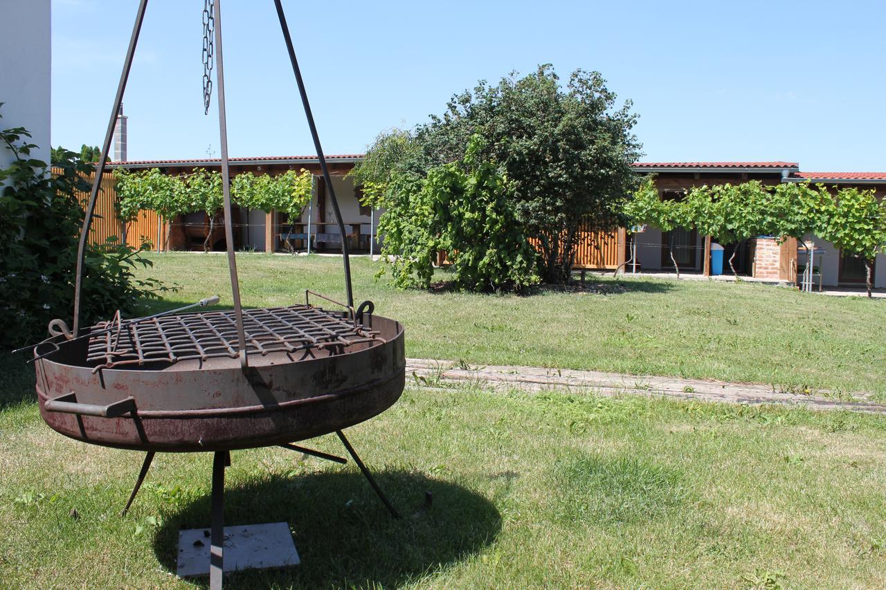 Apartman Lipa Mikulov Luaran gambar