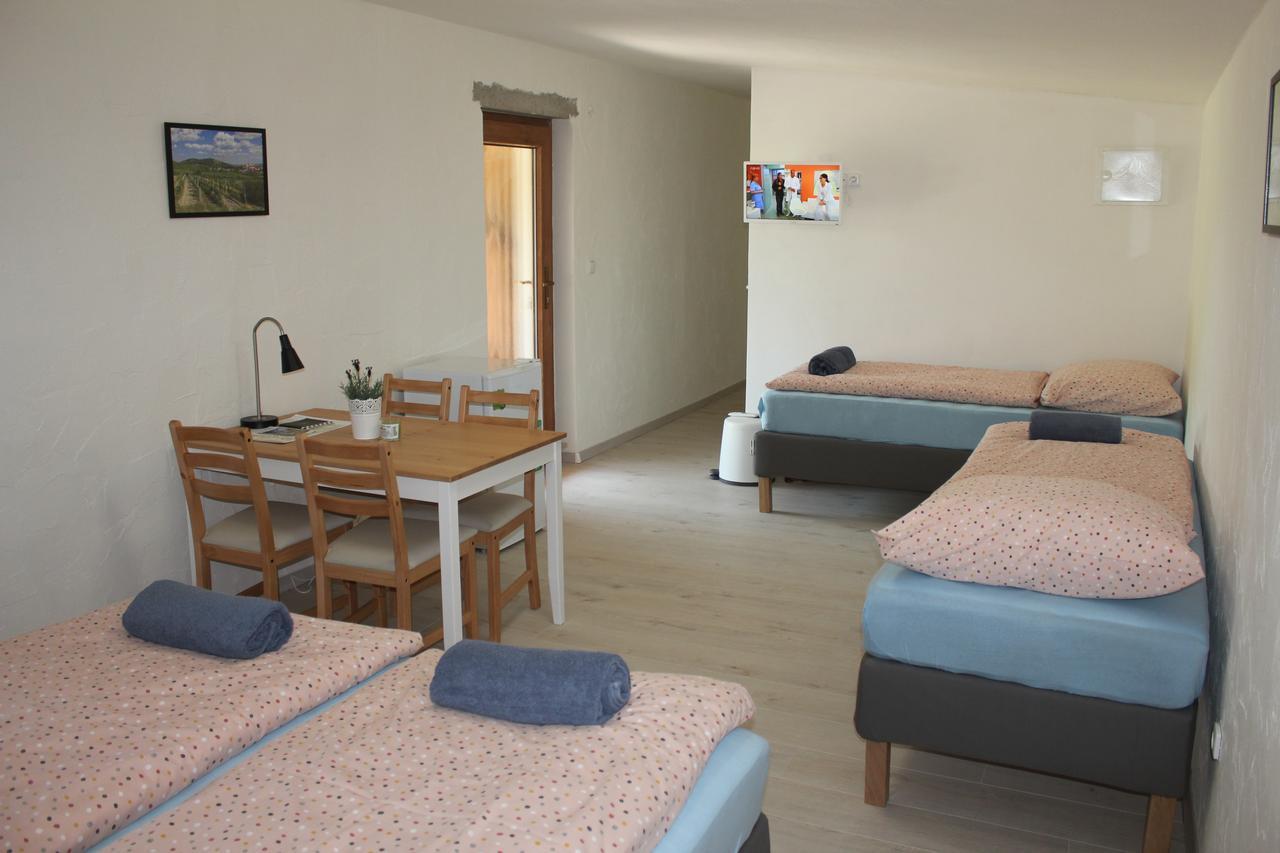 Apartman Lipa Mikulov Luaran gambar